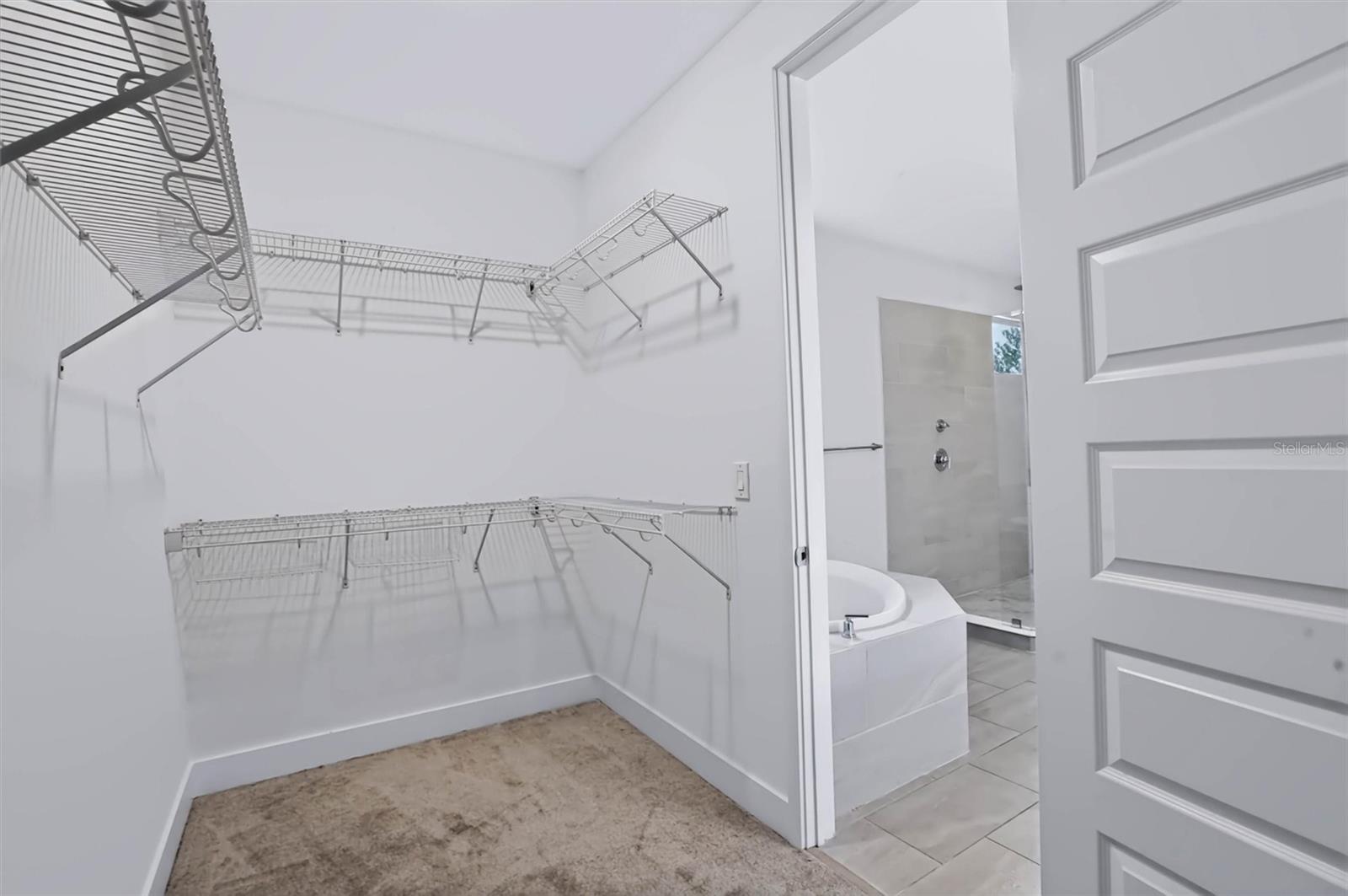 3022 W GRAY ST — photo 33