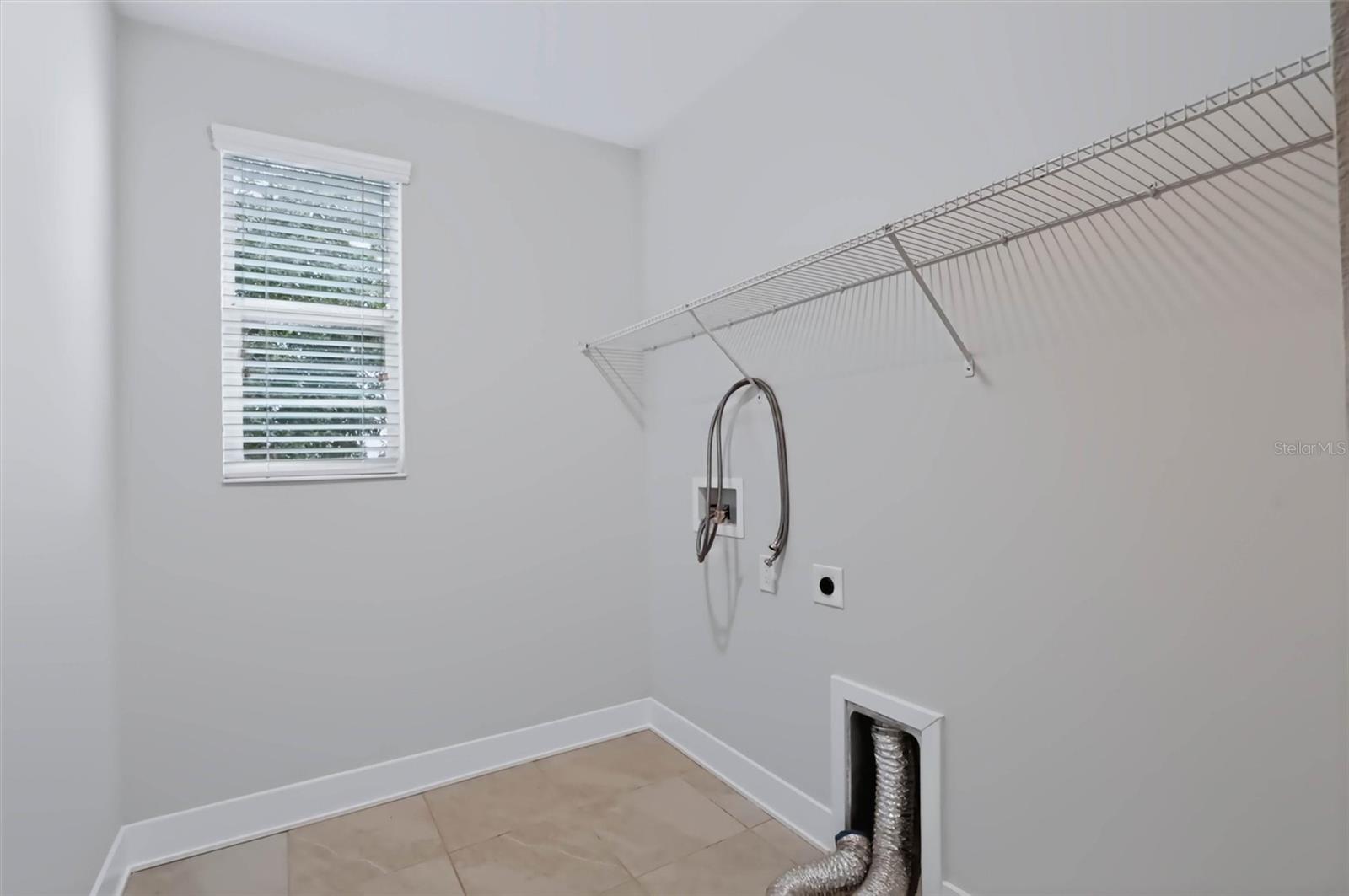 3022 W GRAY ST — photo 41