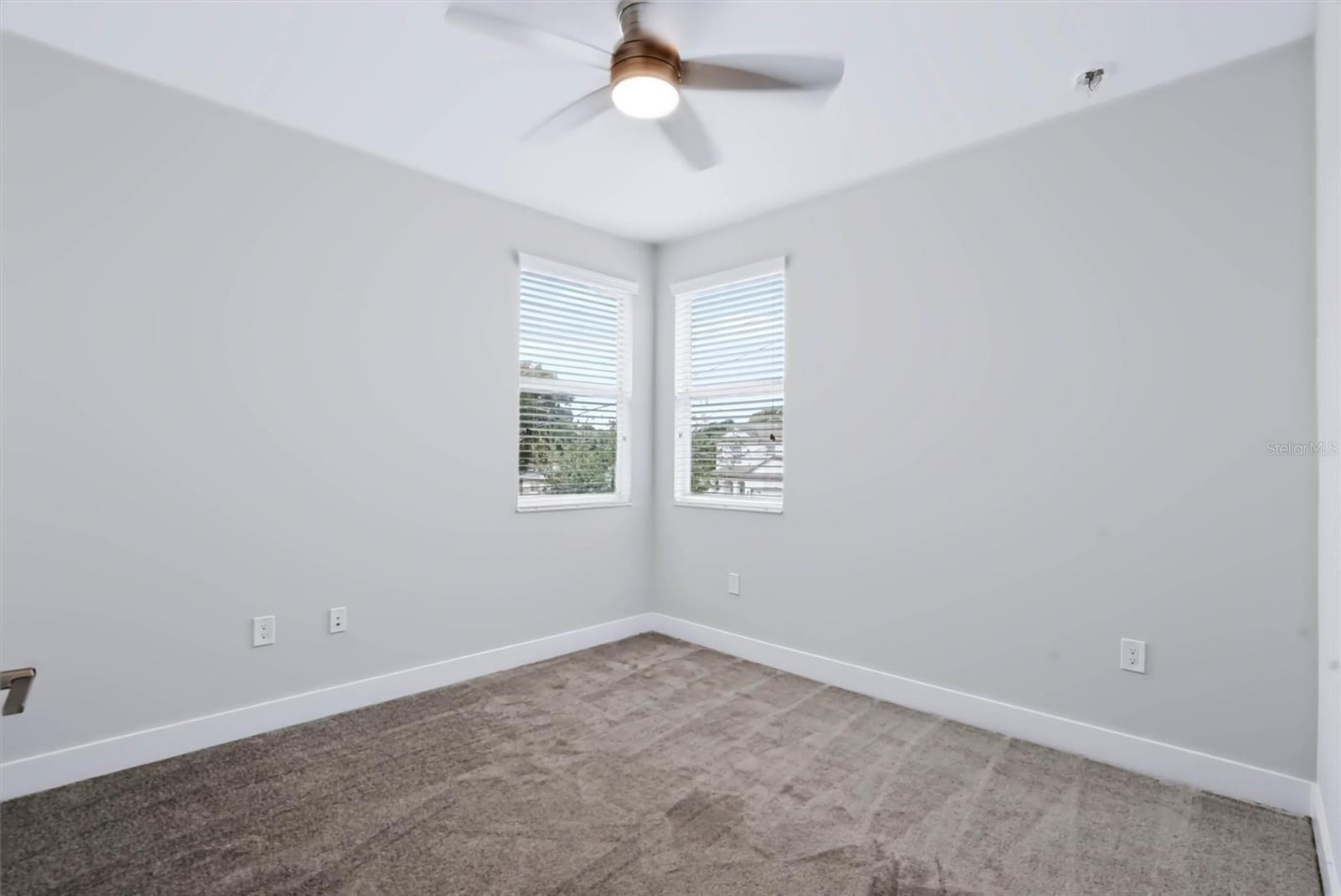 3022 W GRAY ST — photo 40