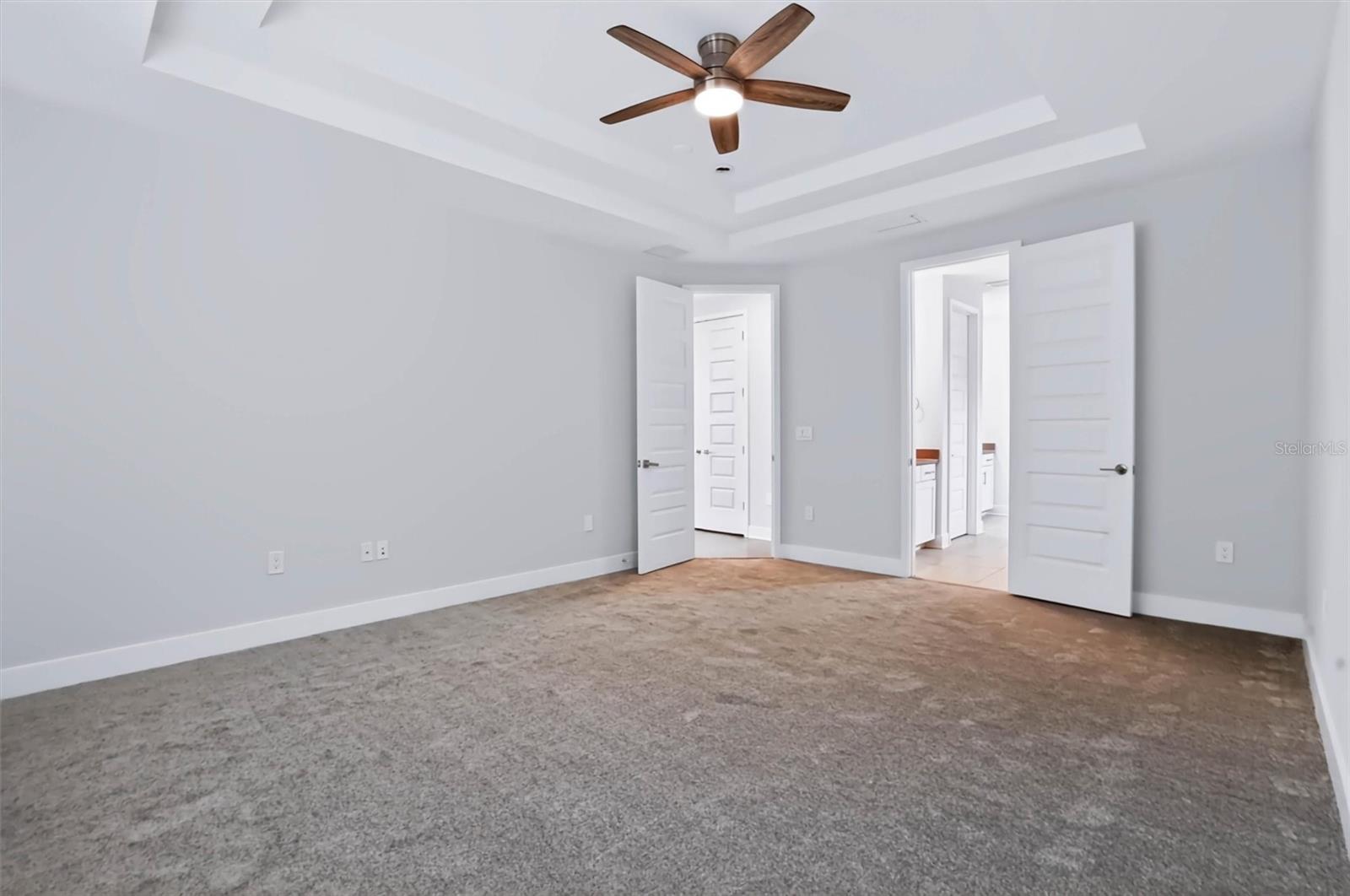 3022 W GRAY ST — photo 27