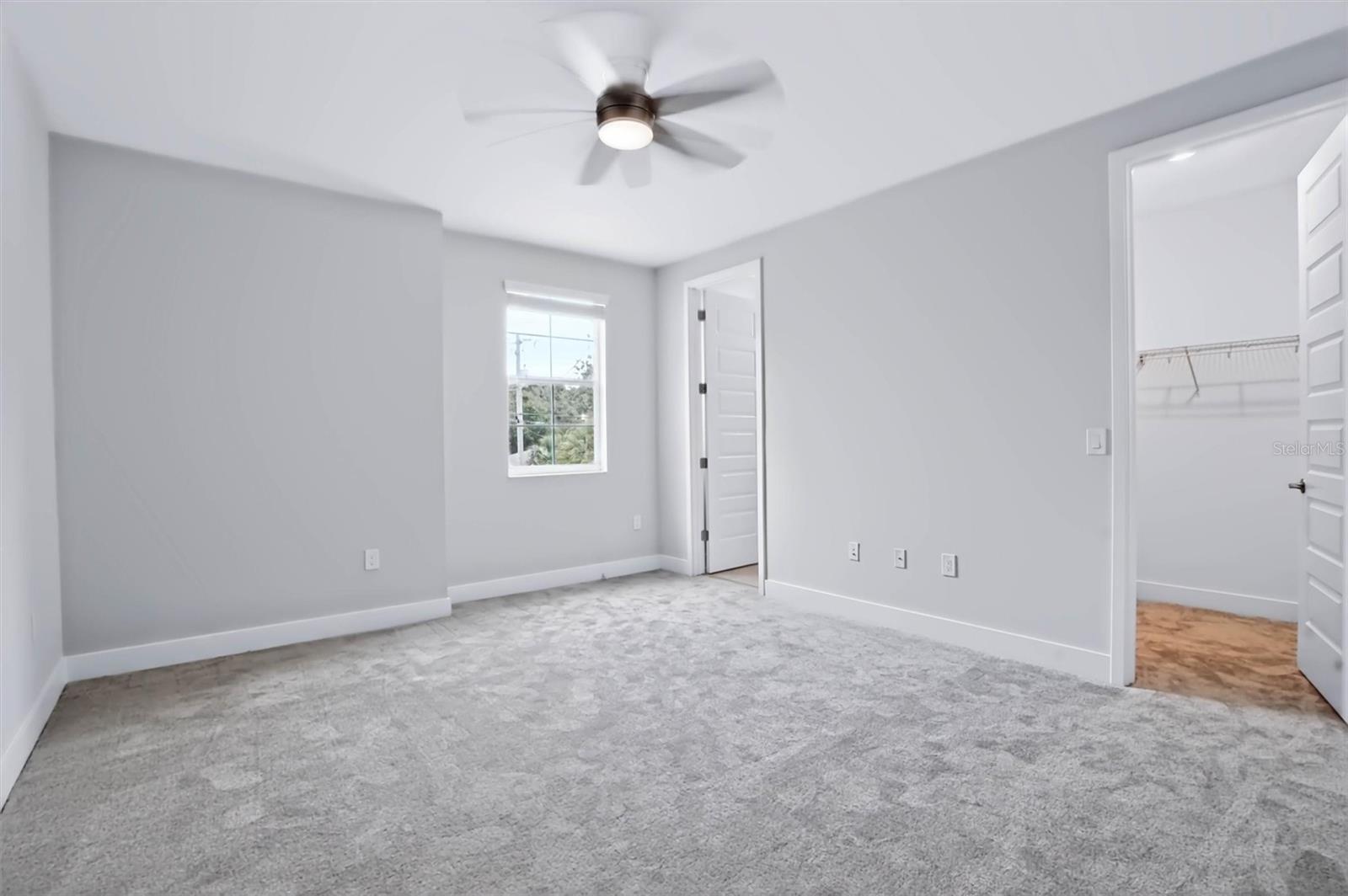 3022 W GRAY ST — photo 34