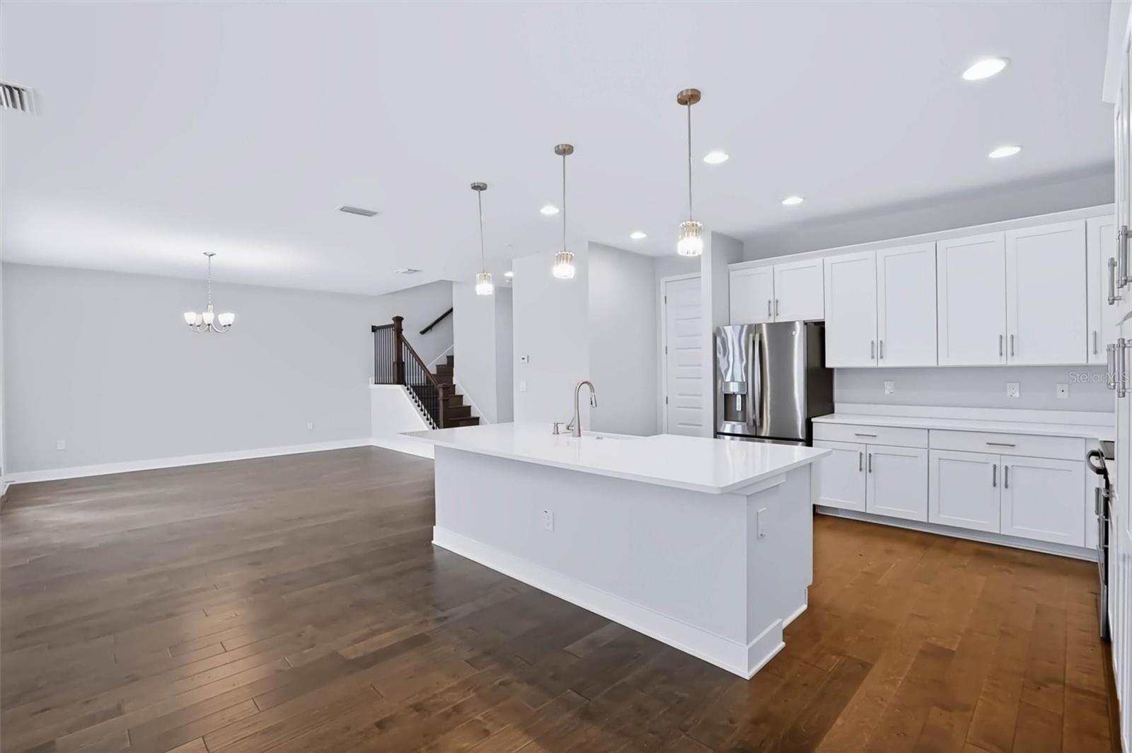 3022 W GRAY ST — photo 14