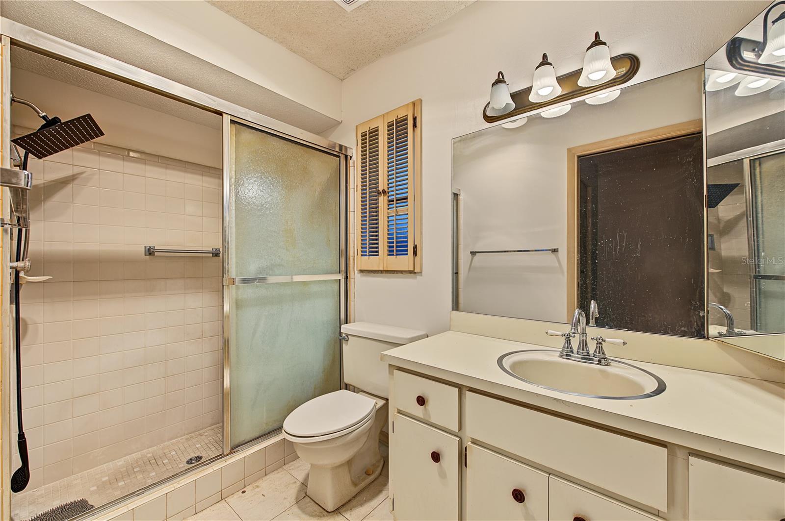 8210 LORA DEL RIO DR — photo 20