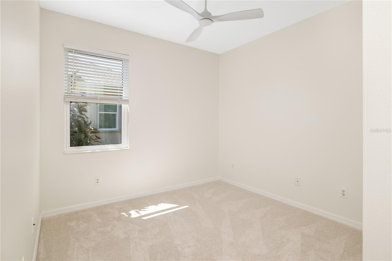 4177 LENOX BLVD — photo 39