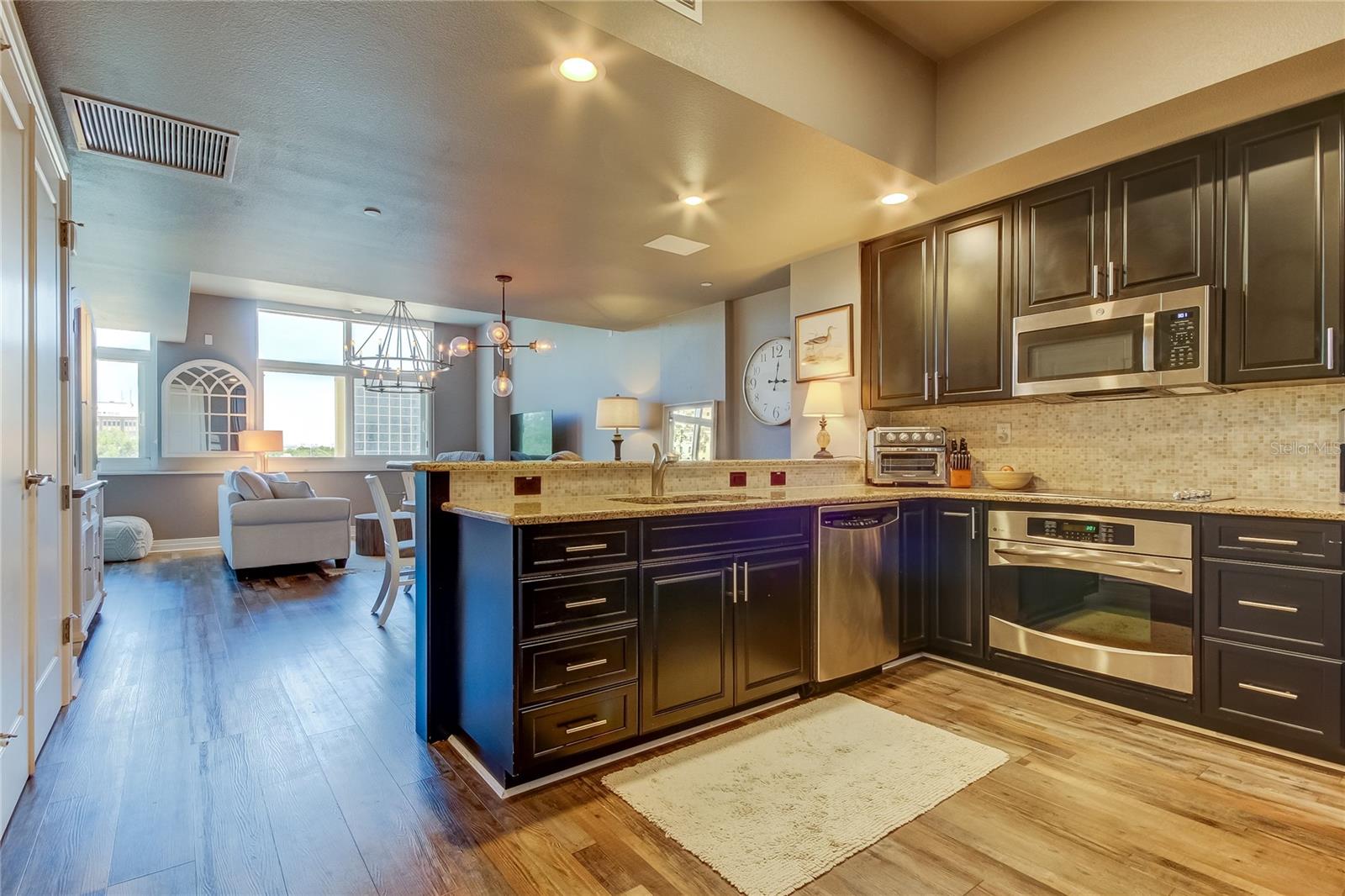 331 CLEVELAND ST #317 — photo 15