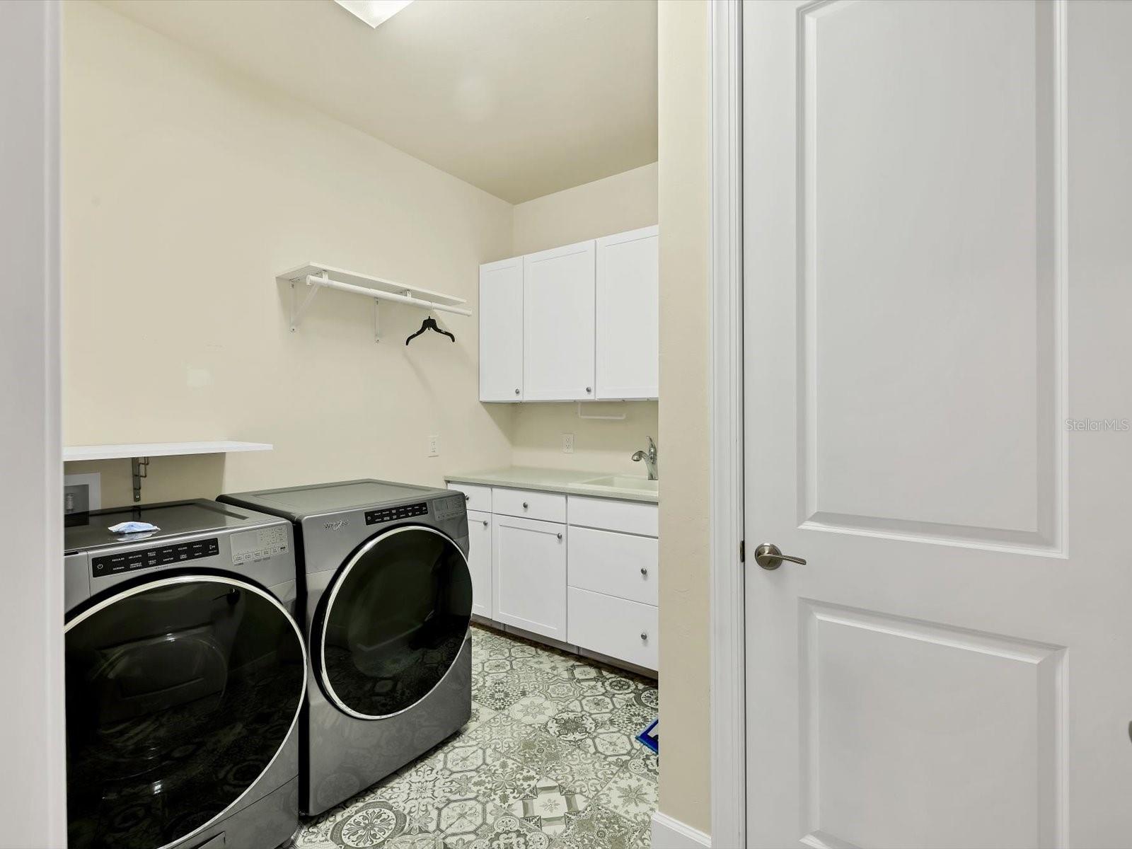 7543 VIOLA LOOP — photo 28