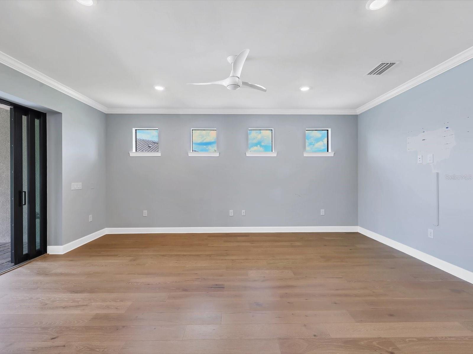 7543 VIOLA LOOP — photo 8