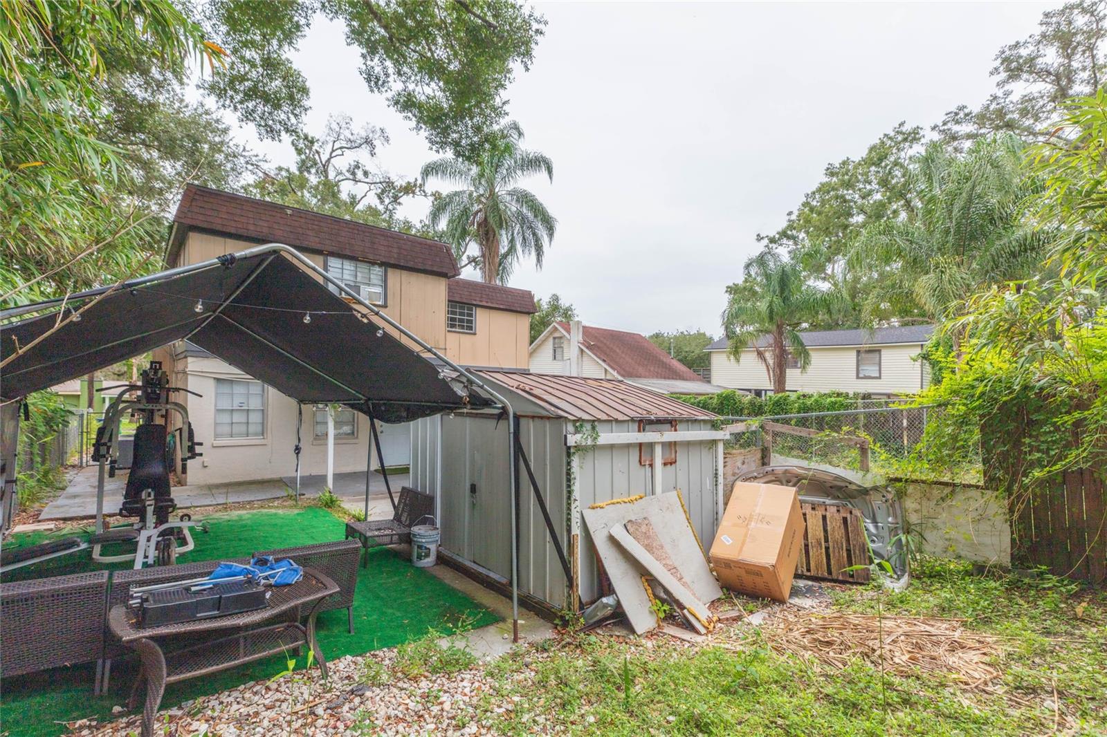 1718 E MULBERRY DR — photo 53