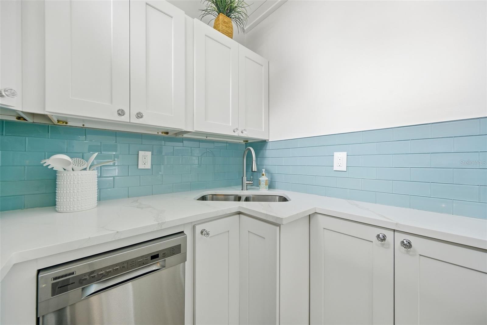5837 TENNESSEE AVE — photo 8