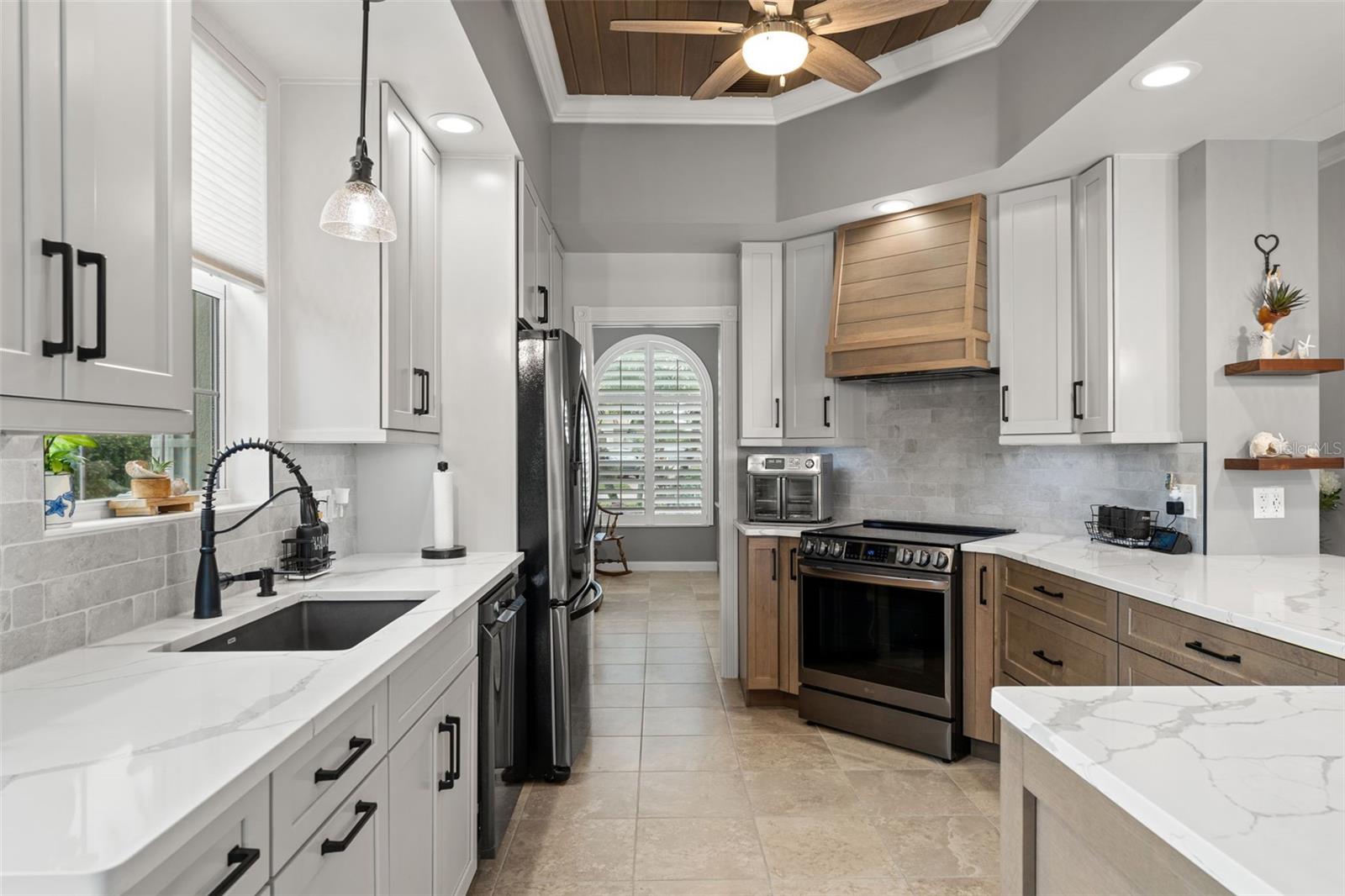 13150 GUYANA ST — photo 10