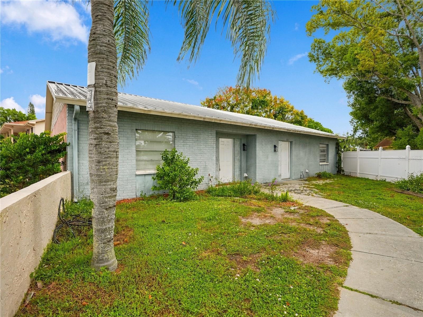 9824 POCONO ST — photo 3