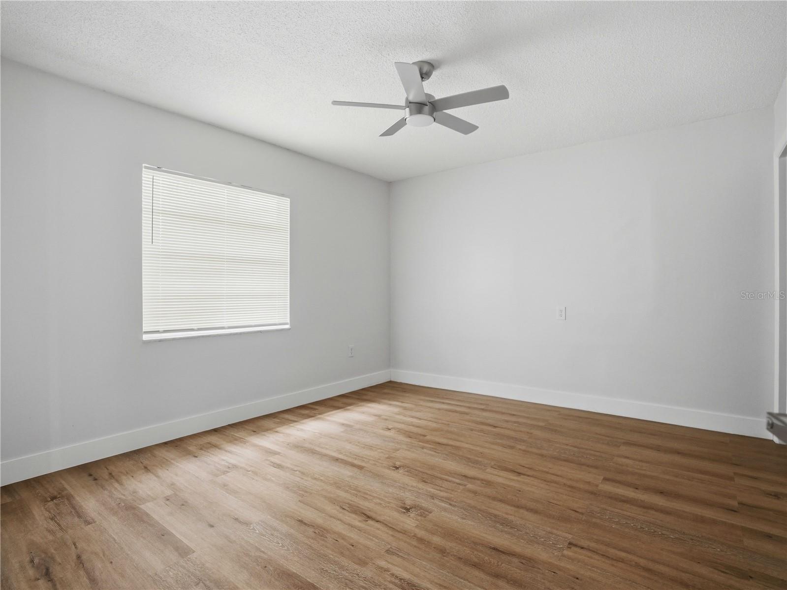 9824 POCONO ST — photo 18