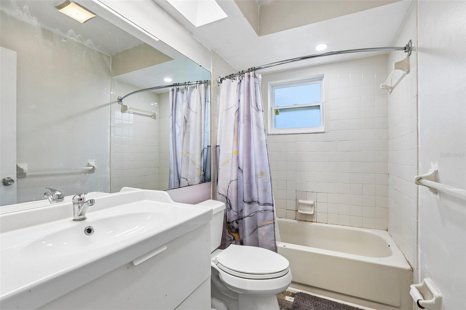 2310 LISTON CIR — photo 14