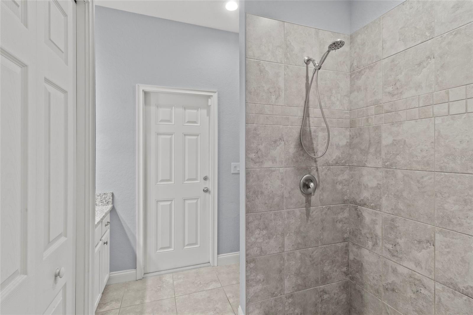 4412 DEVINSHIRE FIELDS LOOP — photo 40