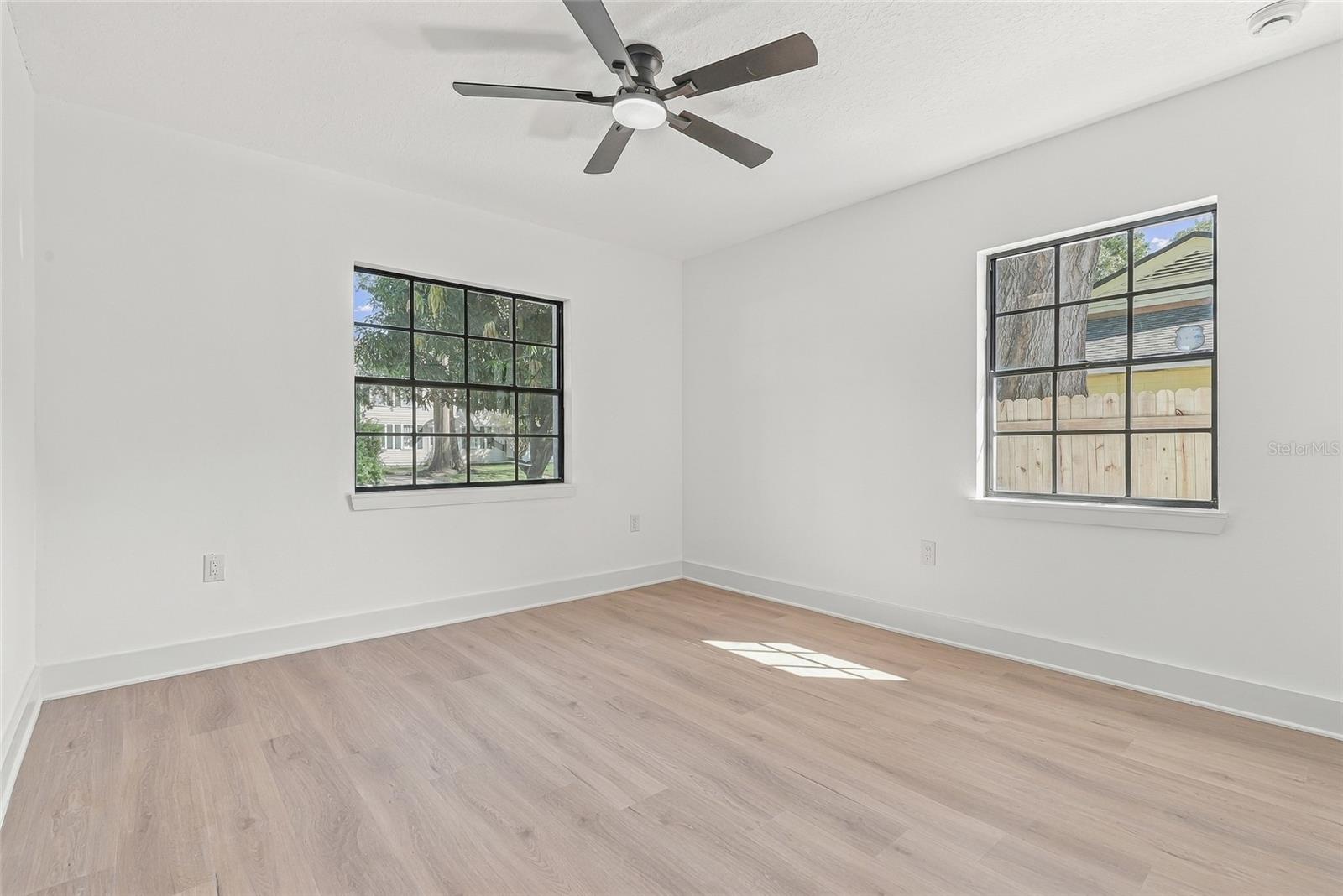 3112 S JULIA CIR — photo 35