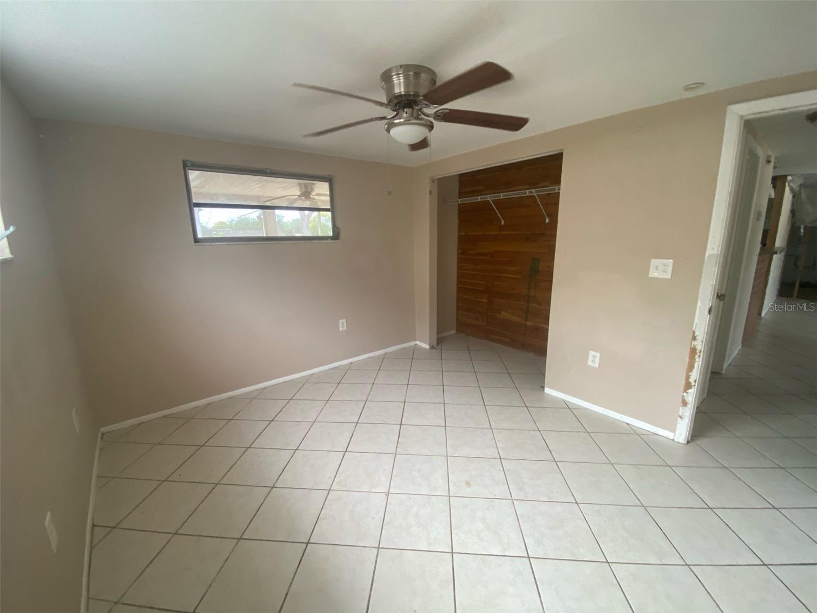 7600 TOPAY LN — photo 3