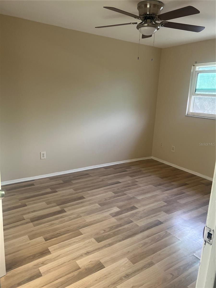 2163 ALICIA DR #B — photo 4