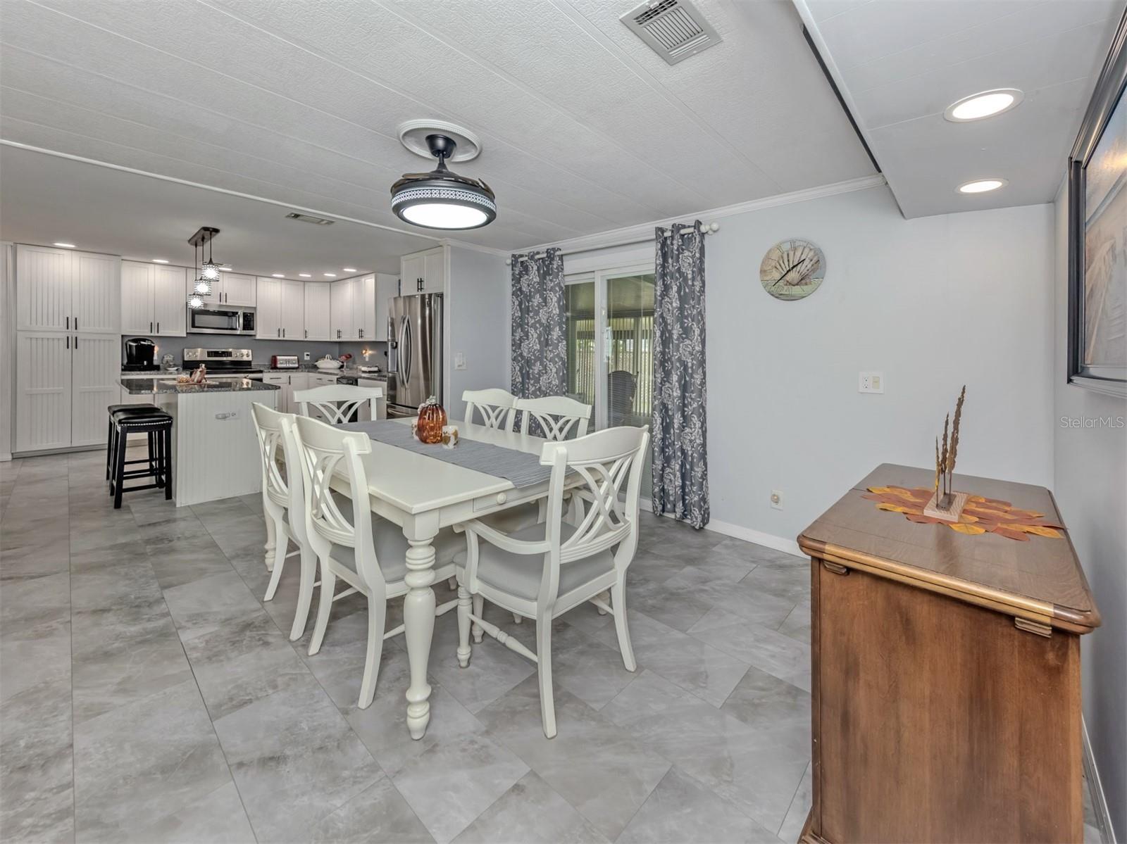 196 PALM HARBOR DR — photo 19