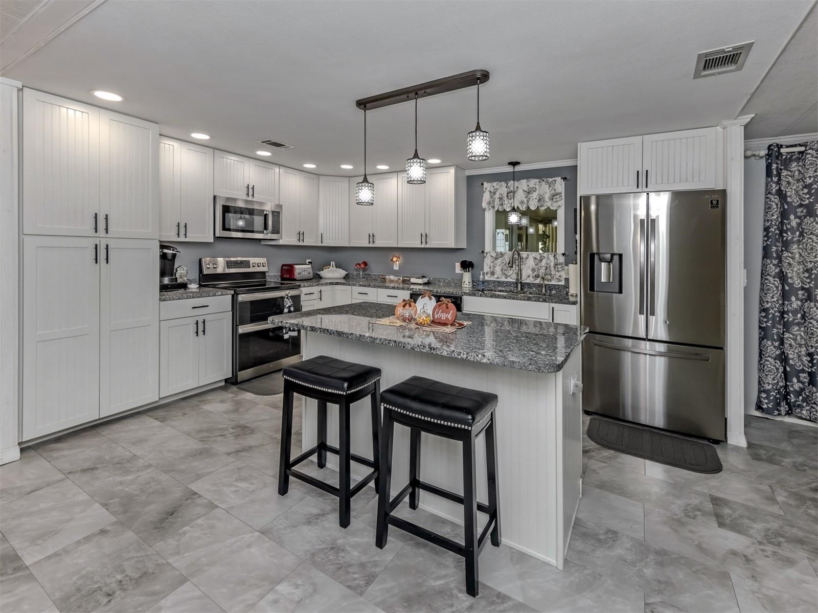 196 PALM HARBOR DR — photo 14
