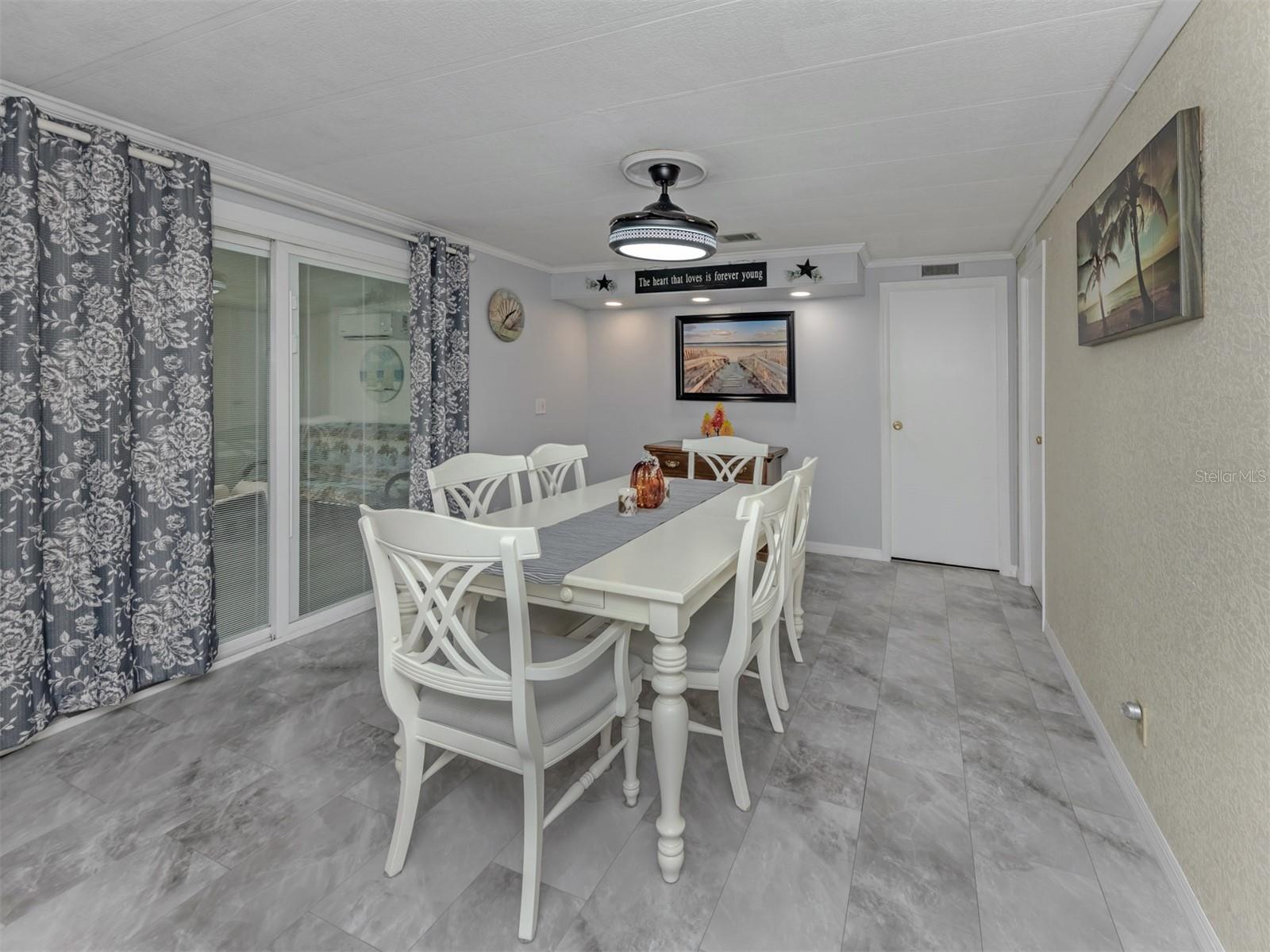 196 PALM HARBOR DR — photo 18