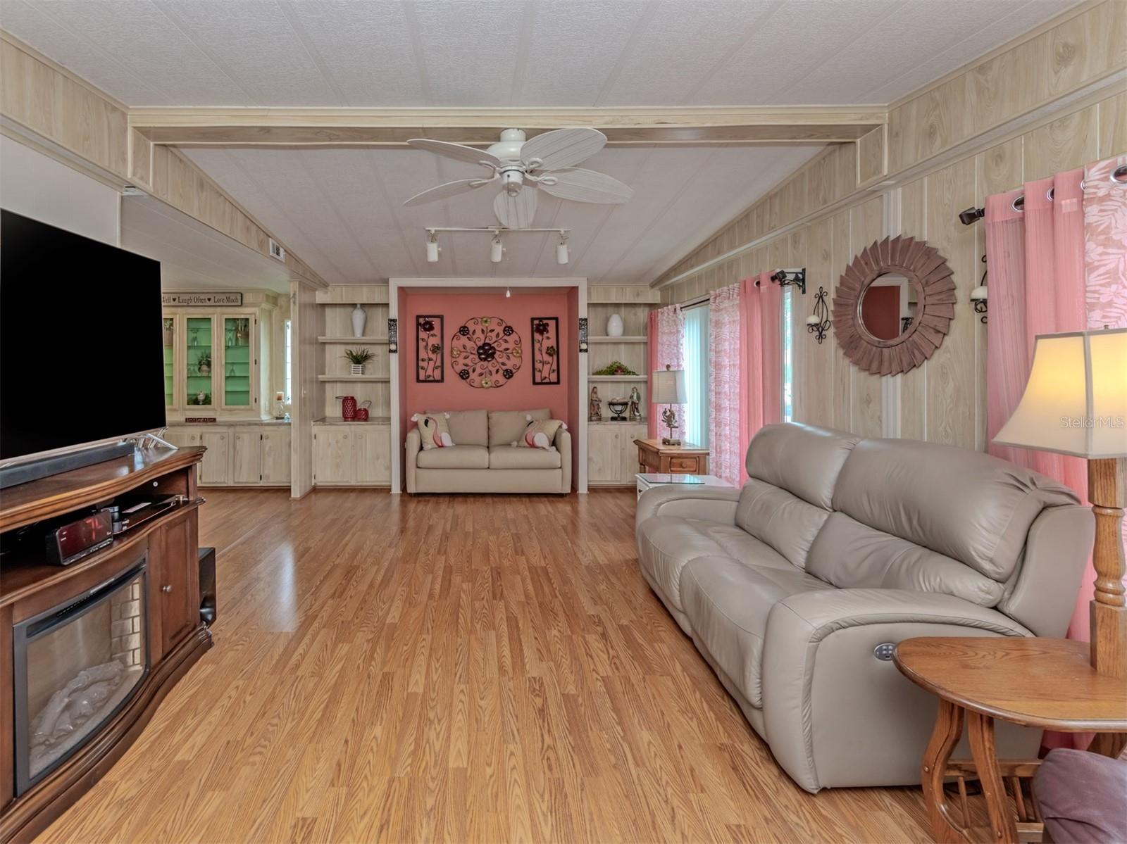 196 PALM HARBOR DR — photo 10