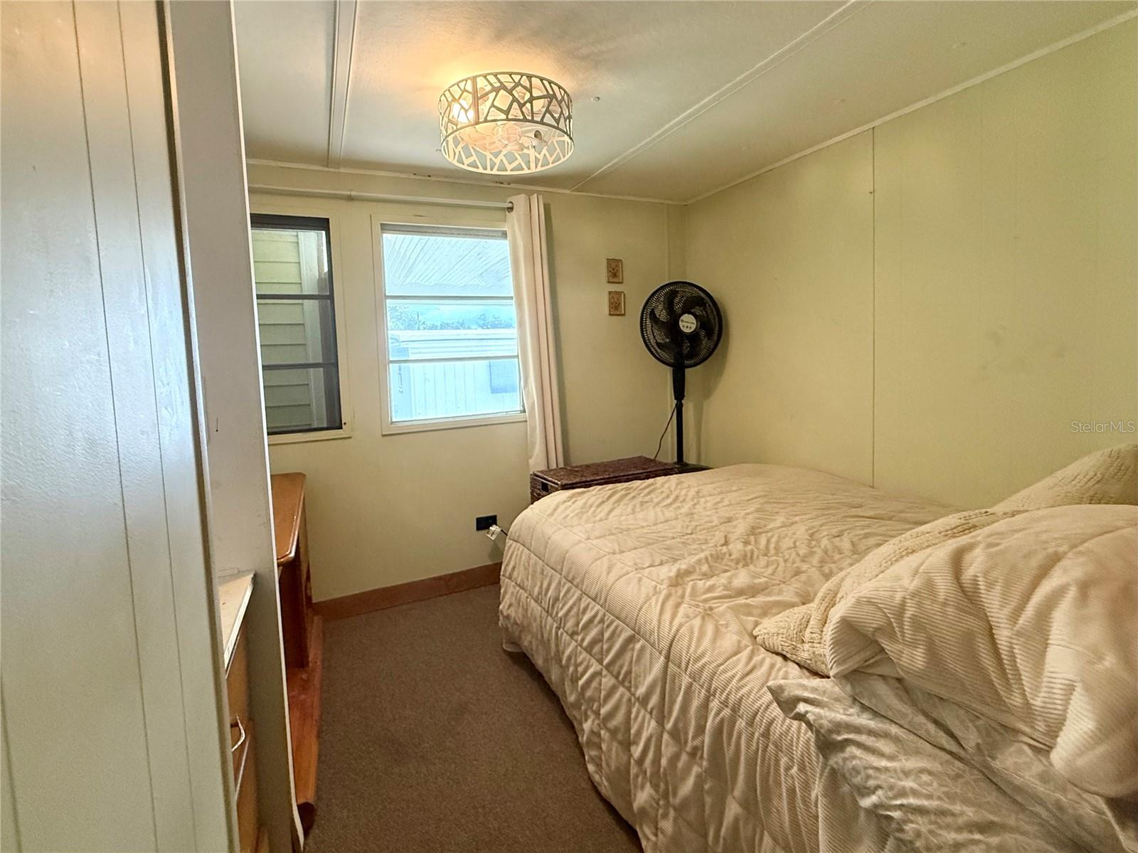 6035 RIDGEWOOD DR — photo 11