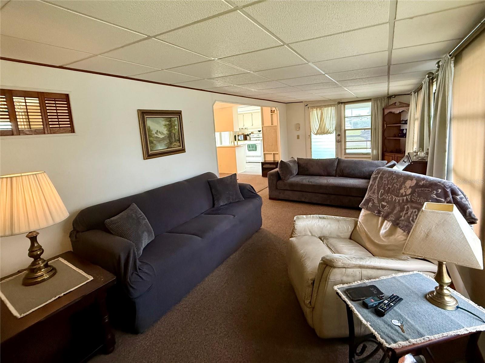 6035 RIDGEWOOD DR — photo 7