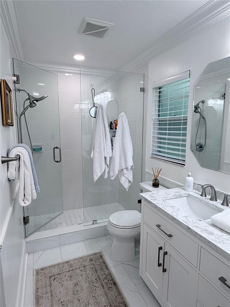 1689 ALTA VISTA ST — photo 11