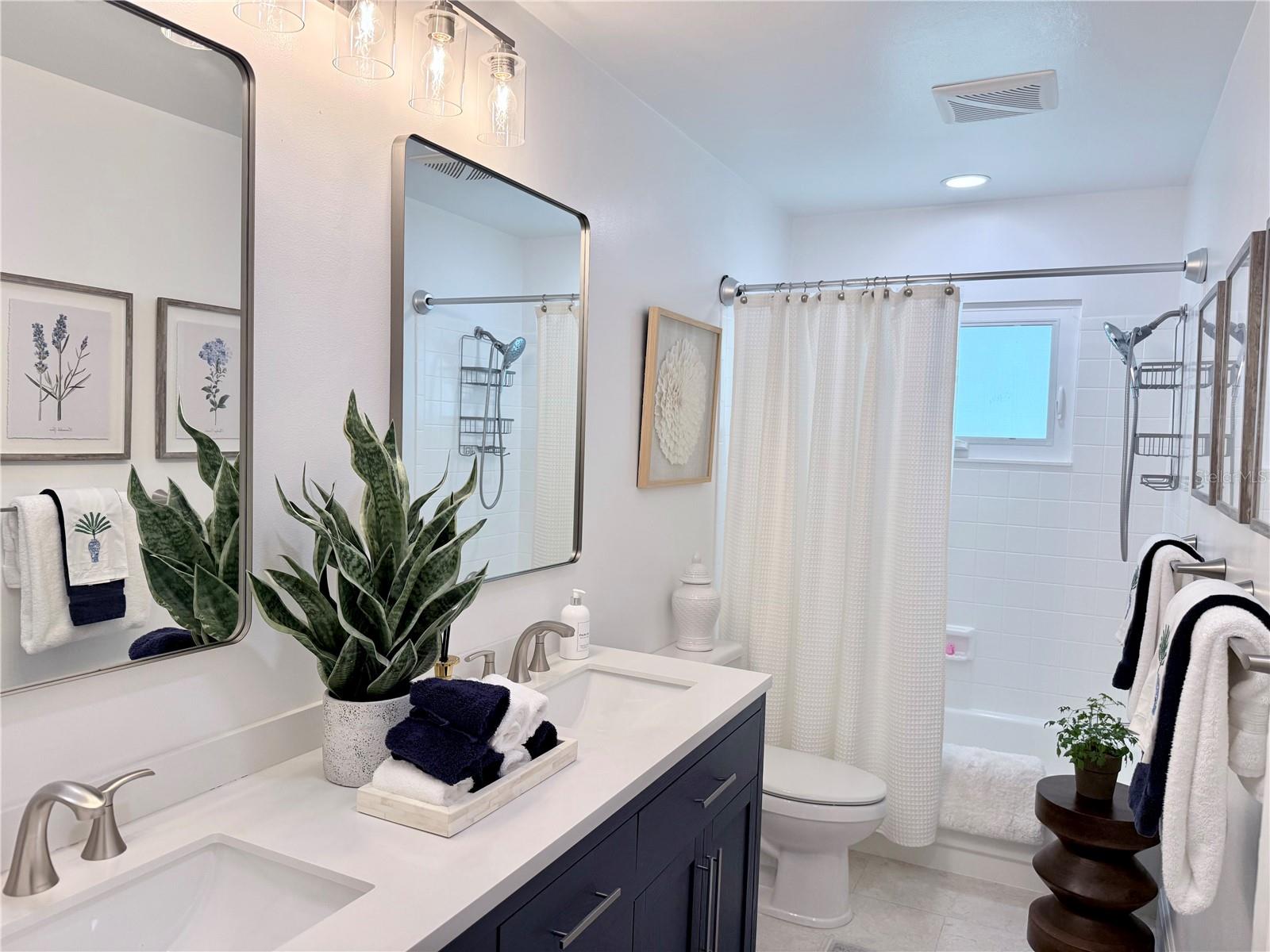 1689 ALTA VISTA ST — photo 14