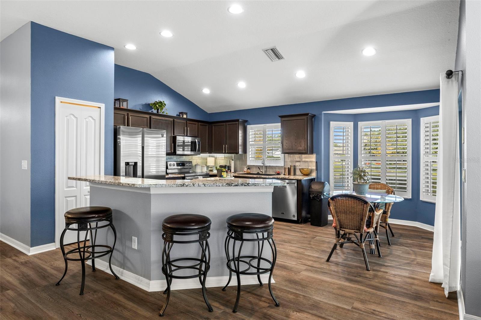 7831 STONELEIGH DR — photo 10