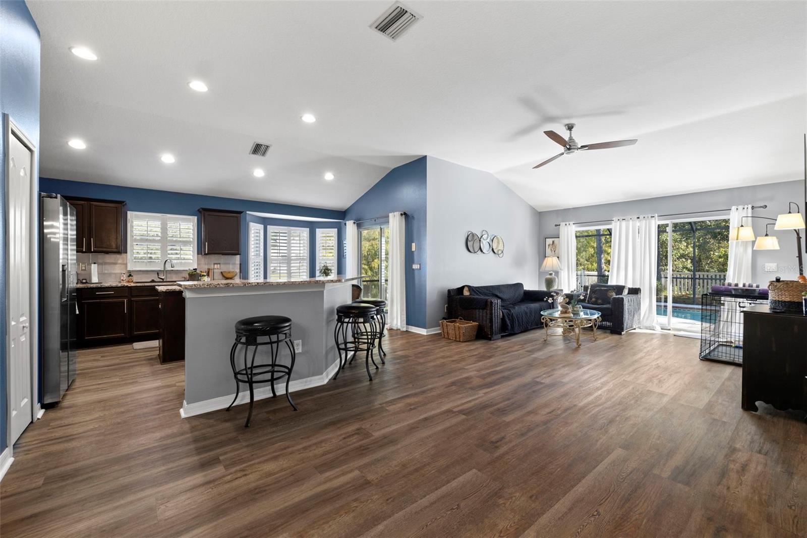 7831 STONELEIGH DR — photo 6