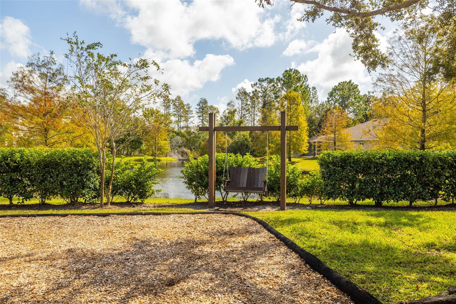 7831 STONELEIGH DR — photo 40