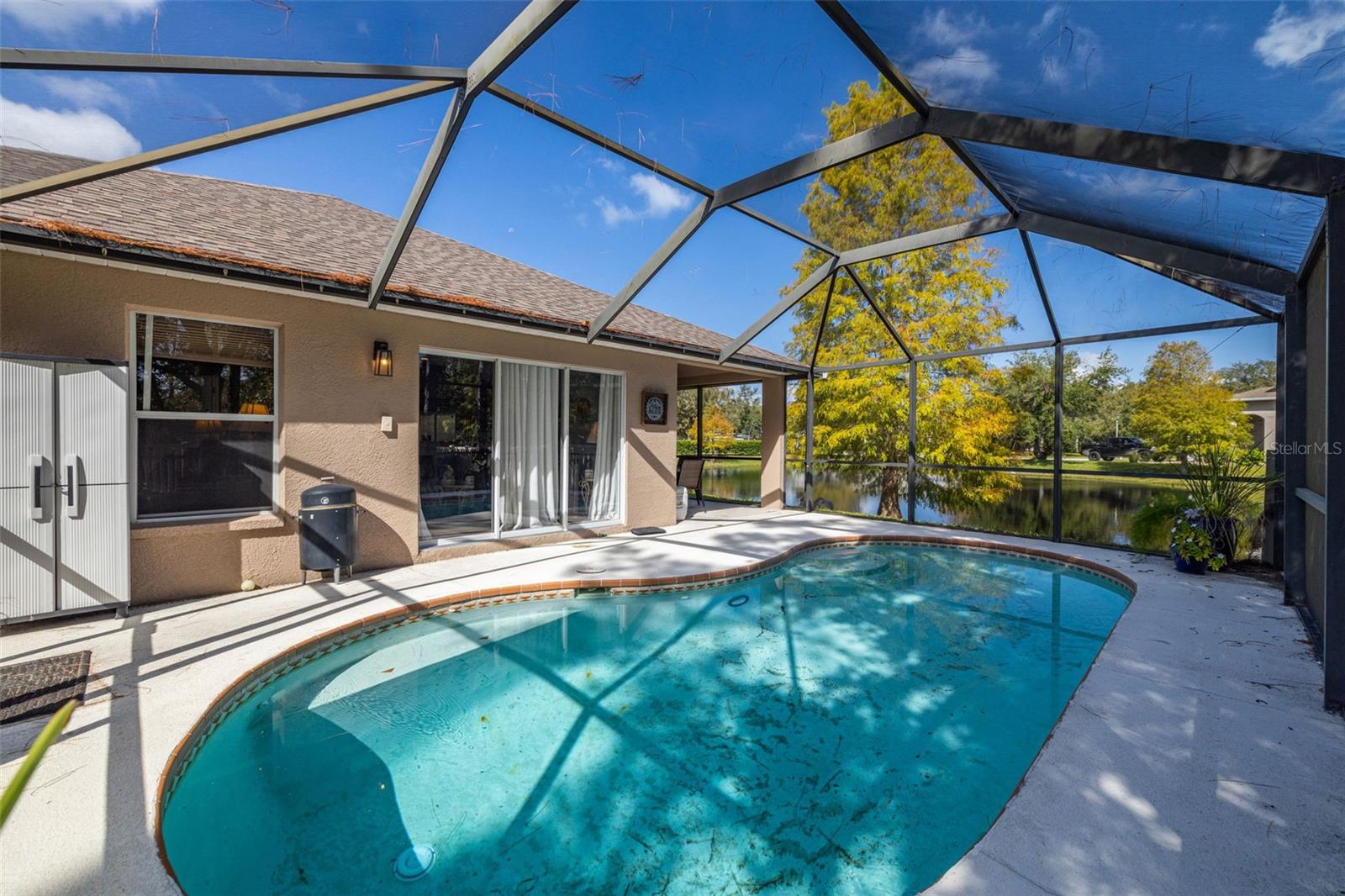 7831 STONELEIGH DR — photo 34