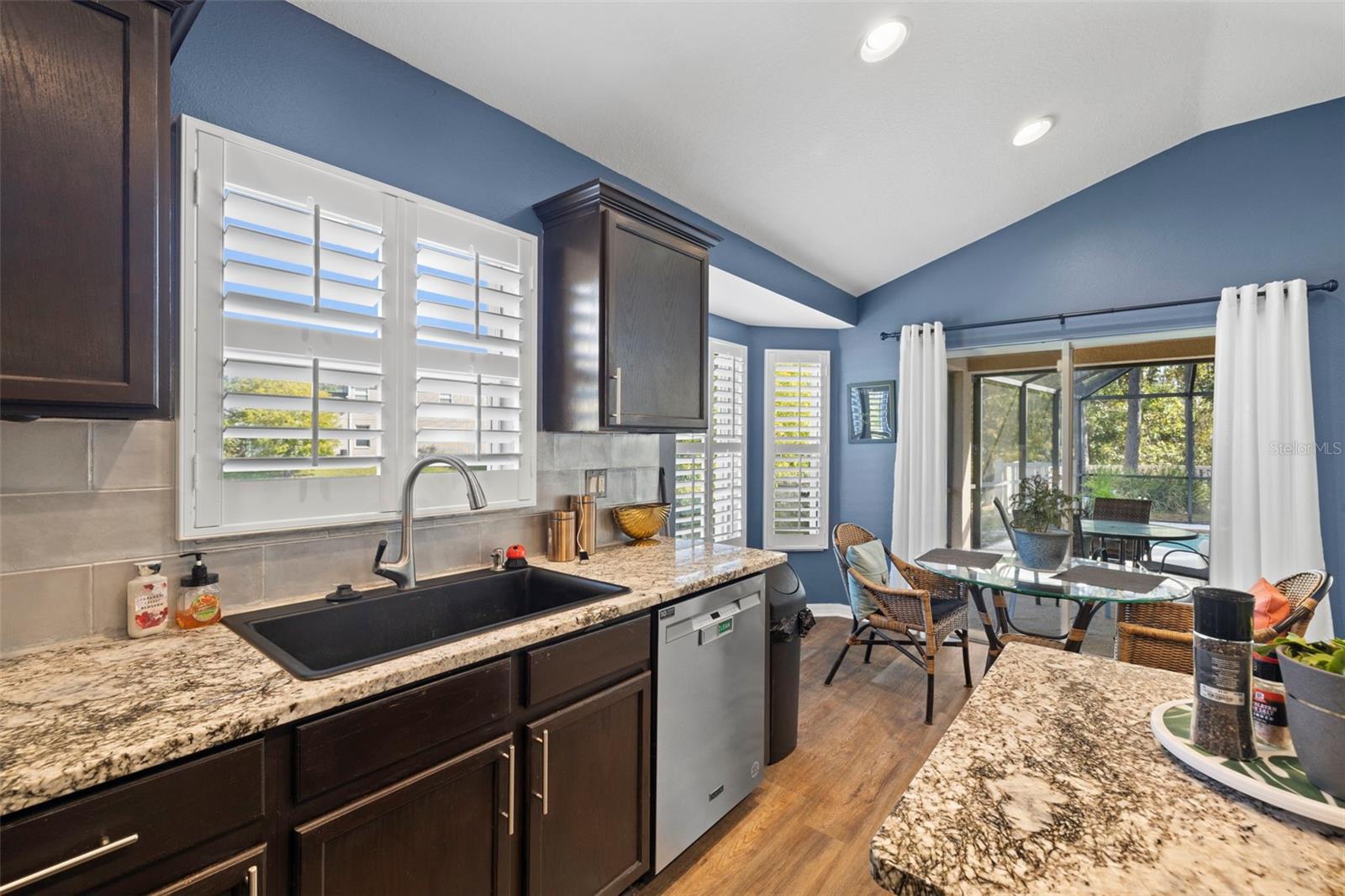 7831 STONELEIGH DR — photo 14
