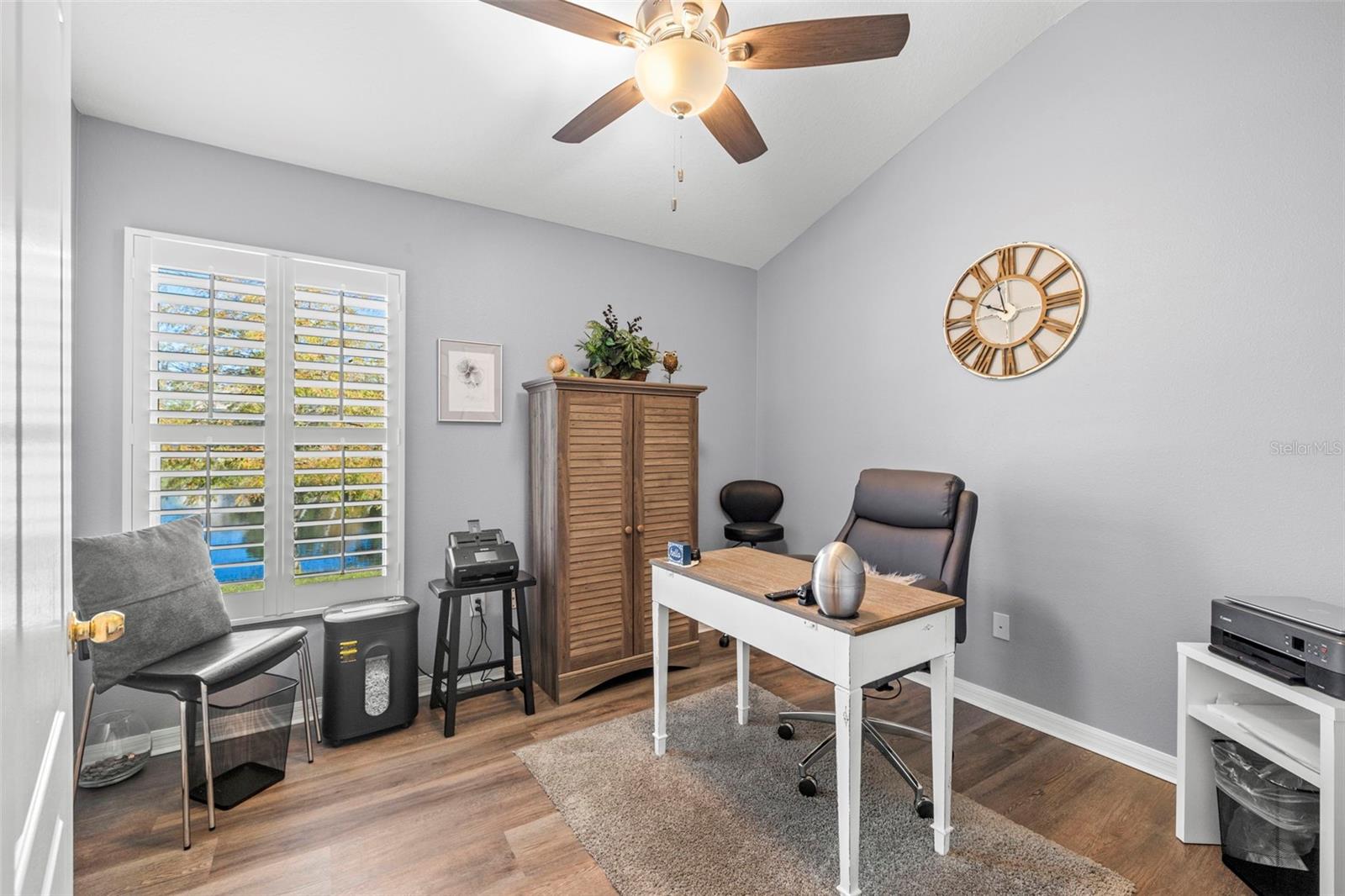 7831 STONELEIGH DR — photo 24