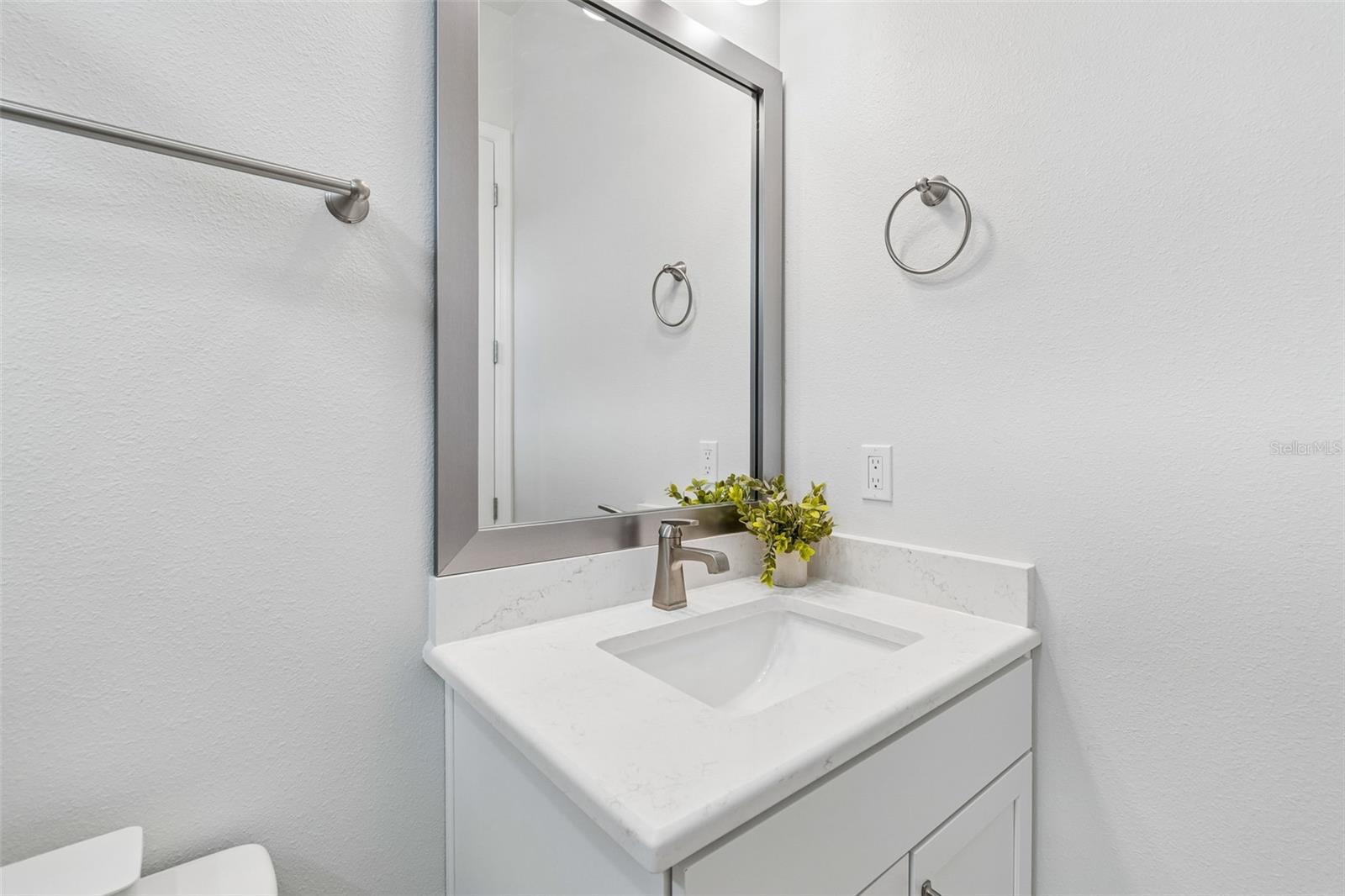 6107 NIKKI LANE LN — photo 50