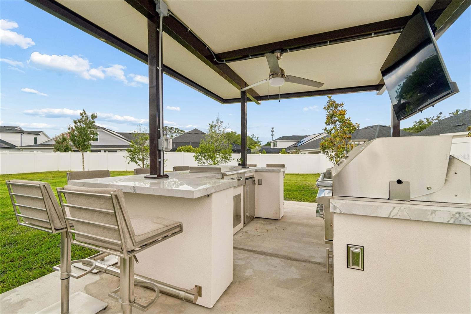 6107 NIKKI LANE LN — photo 76