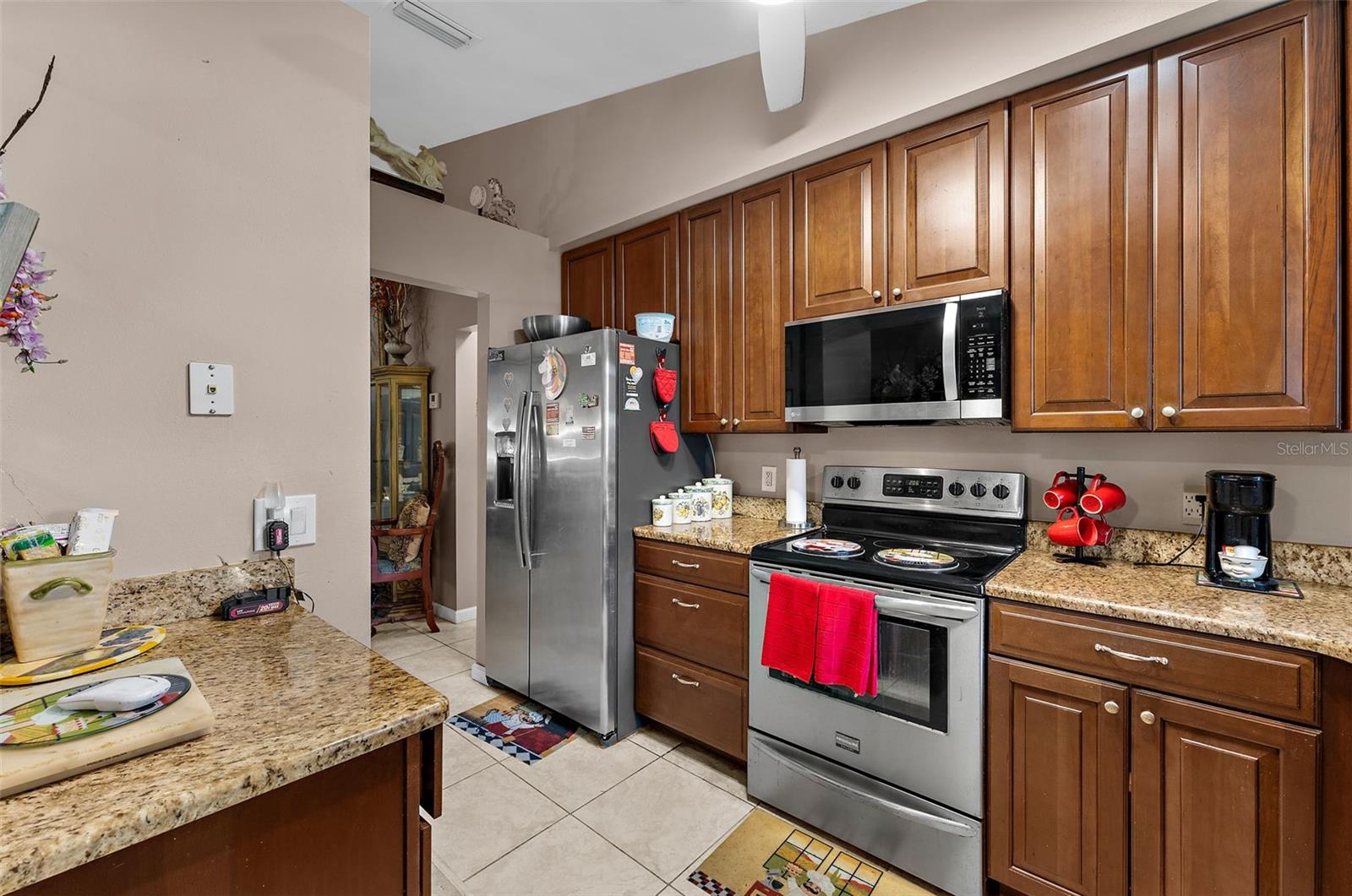 620 BURKE RD — photo 13