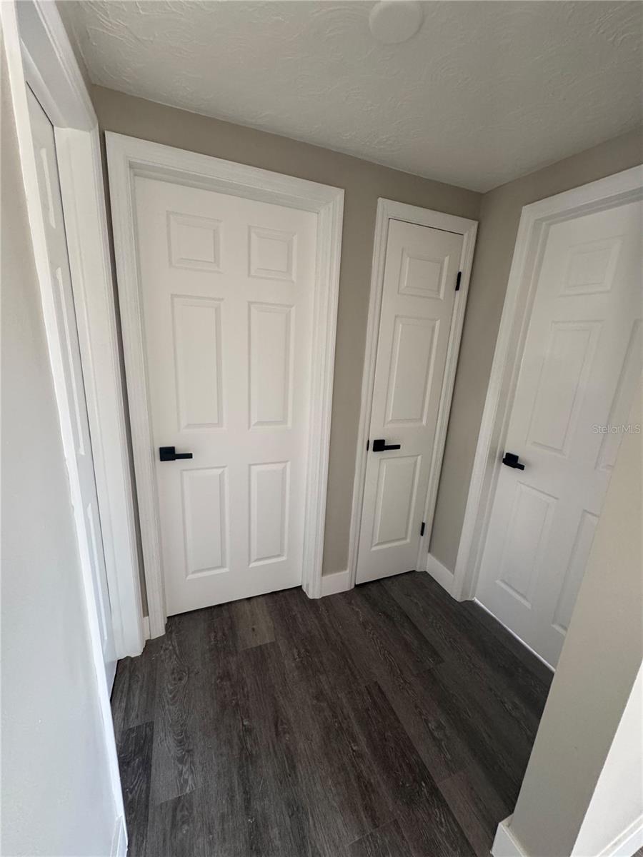 7401 COUNTRY CLUB DR — photo 14
