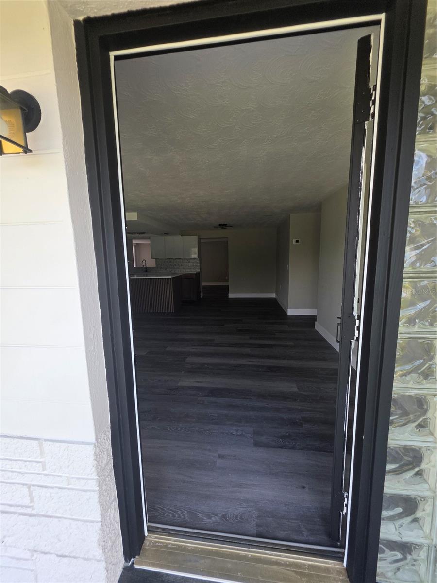 7401 COUNTRY CLUB DR — photo 5