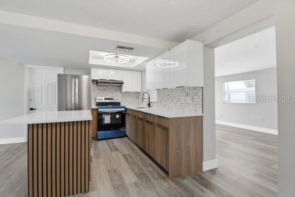 7401 COUNTRY CLUB DR — photo 23