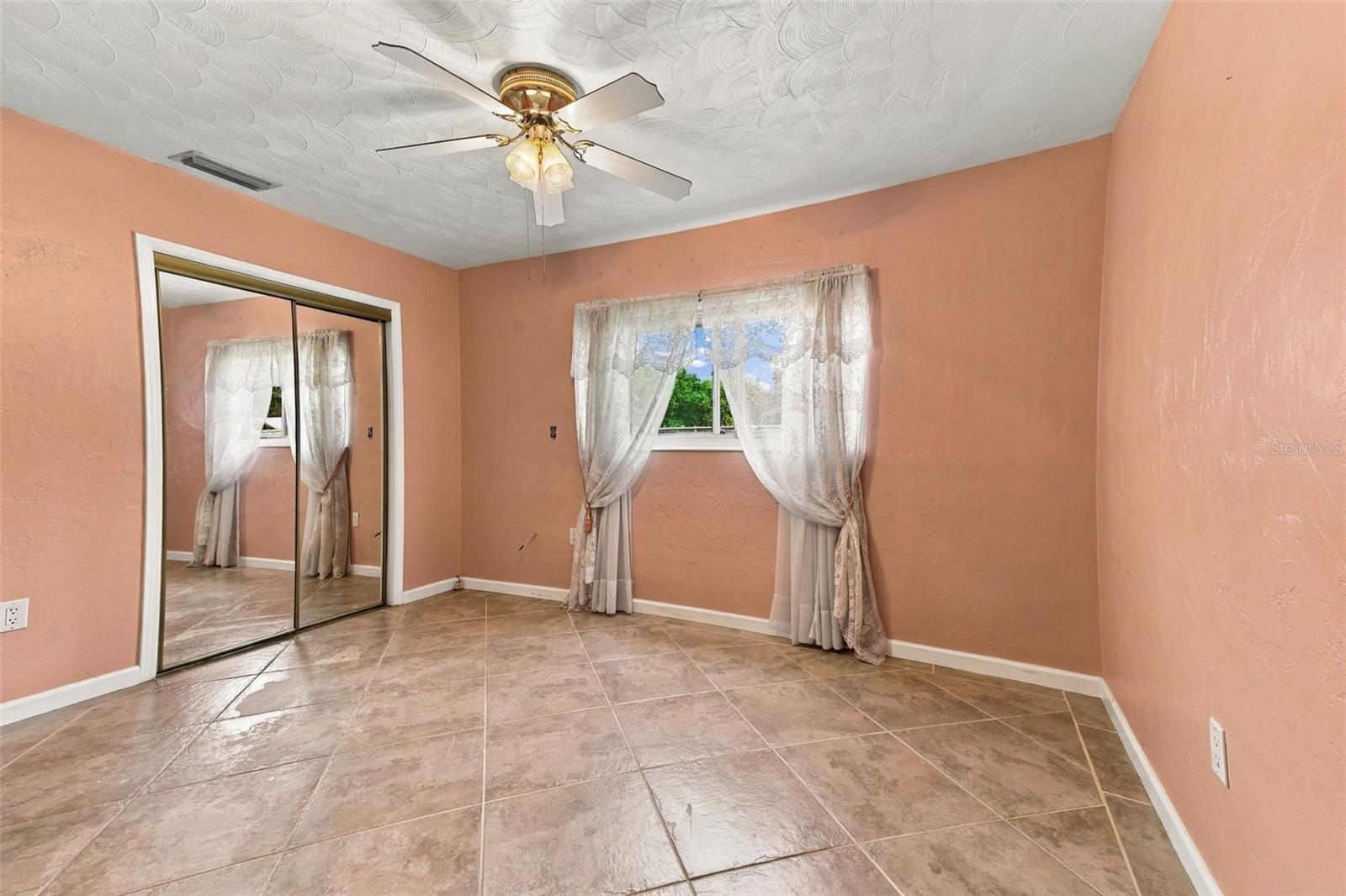 1215 56TH AVENUE DR E — photo 18