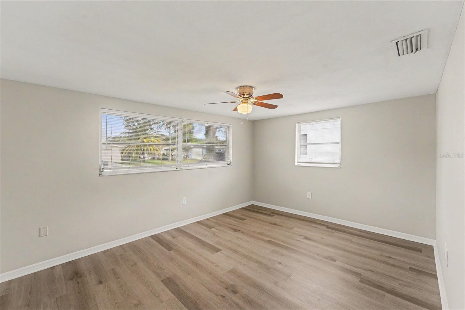 5310 BOB WHITE DR — photo 9