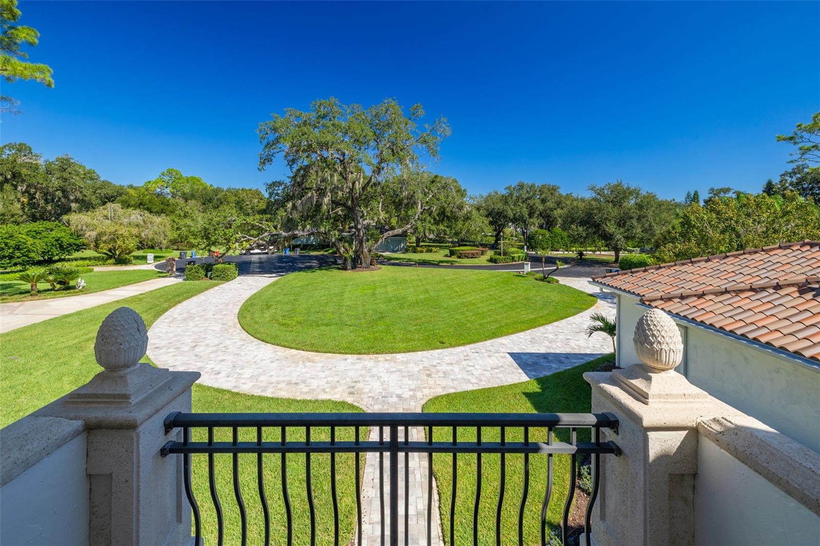 16203 SENTRY WOODS CT — photo 54