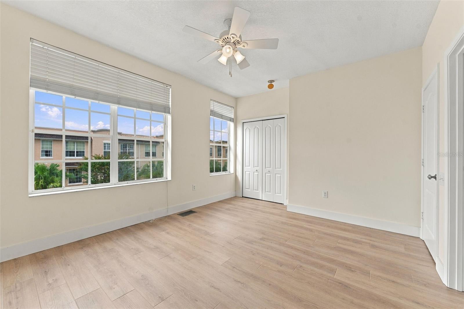 3121 BAYSHORE OAKS DR — photo 24