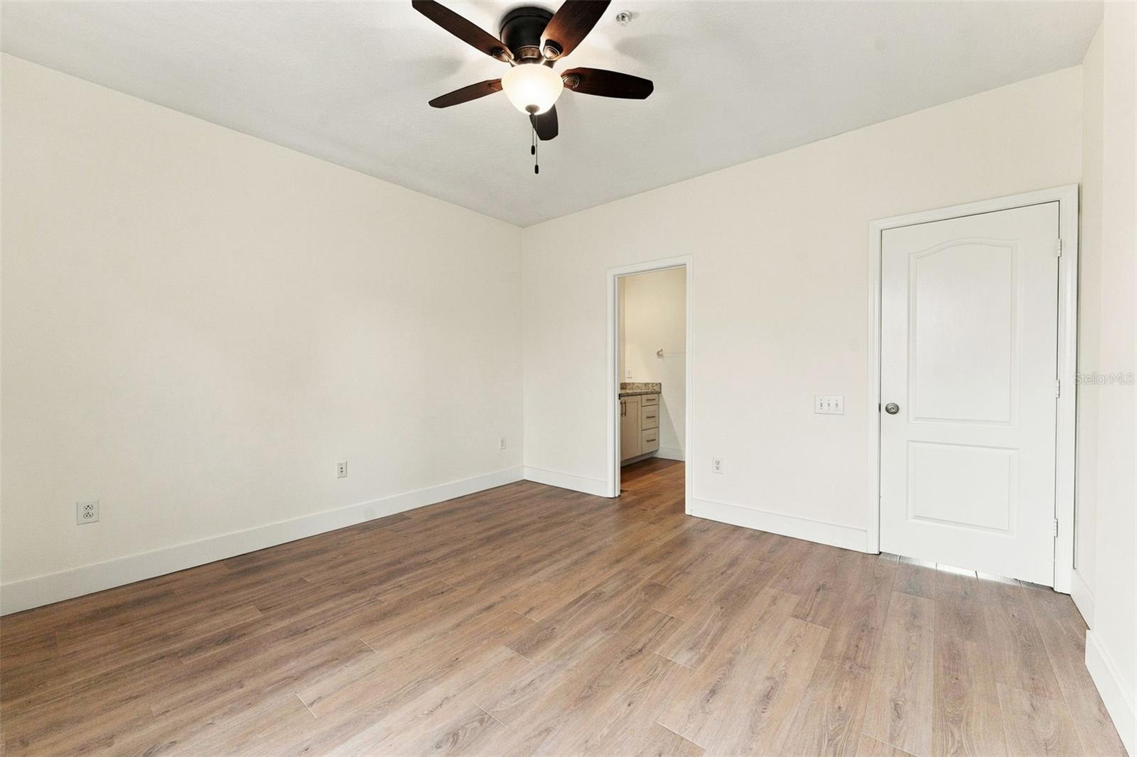 3121 BAYSHORE OAKS DR — photo 19