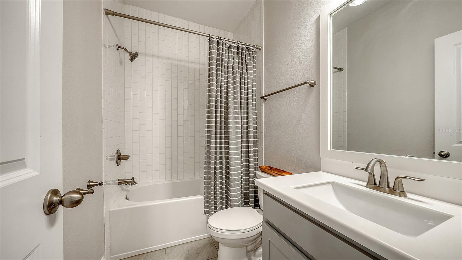 2531 FIREFLAG LN — photo 22
