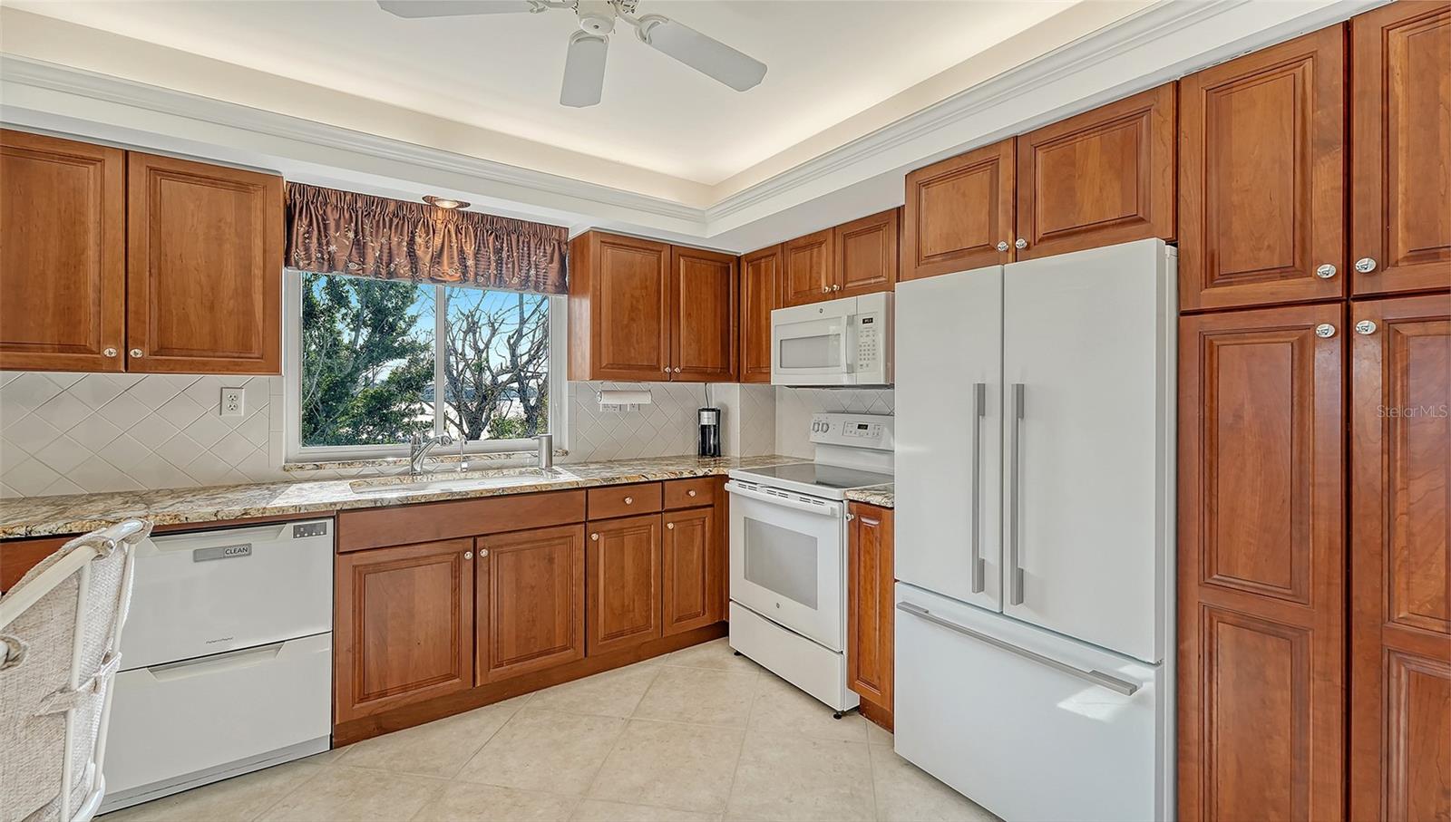 777 JOHN RINGLING BLVD #36 — photo 13
