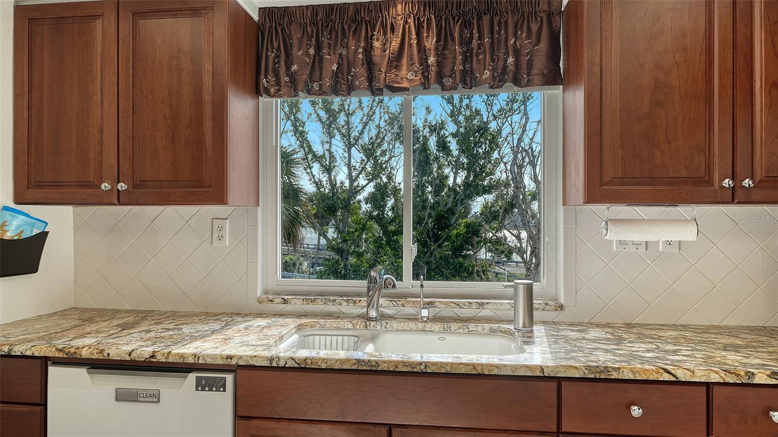 777 JOHN RINGLING BLVD #36 — photo 14