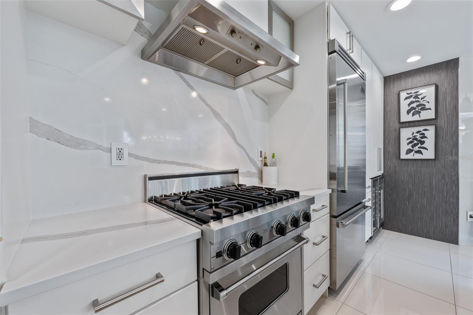 1208 E KENNEDY BLVD #410 — photo 8